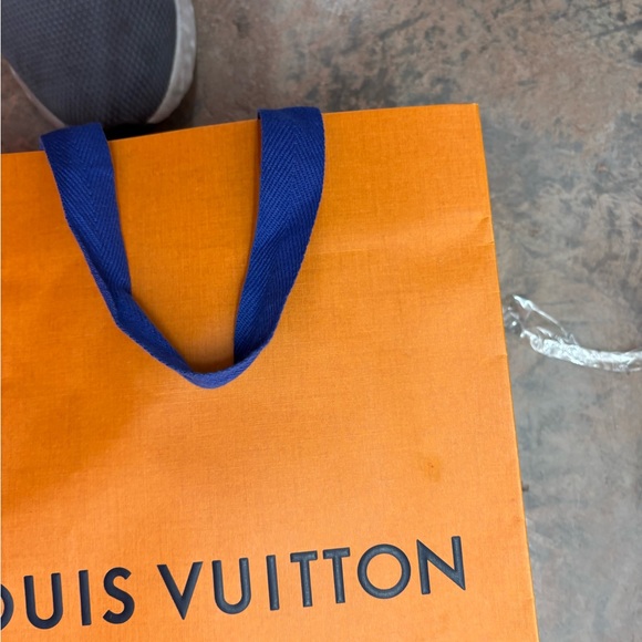 Louis Vuitton Blue Paris Notebook - Picture 14 of 14